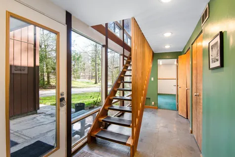 58 Potter Place Shelburne VT 05482