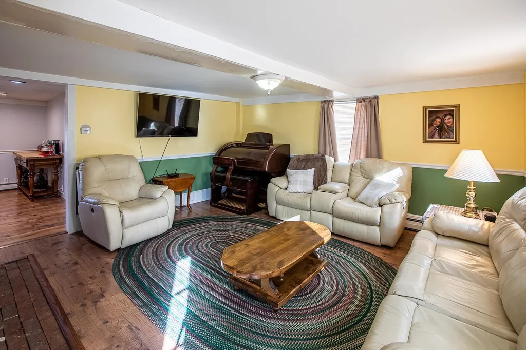 177 North Road Deerfield NH 03037