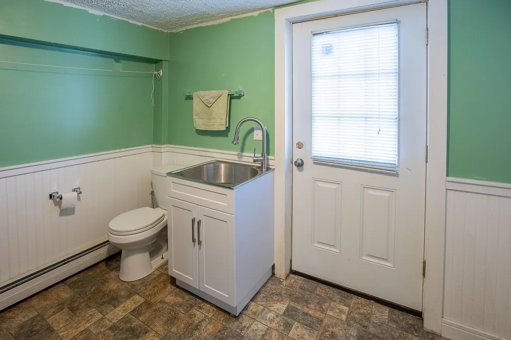 177 North Road Deerfield NH 03037