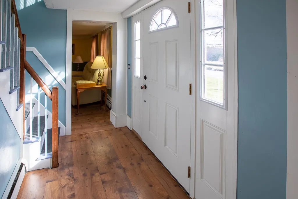 177 North Road Deerfield NH 03037