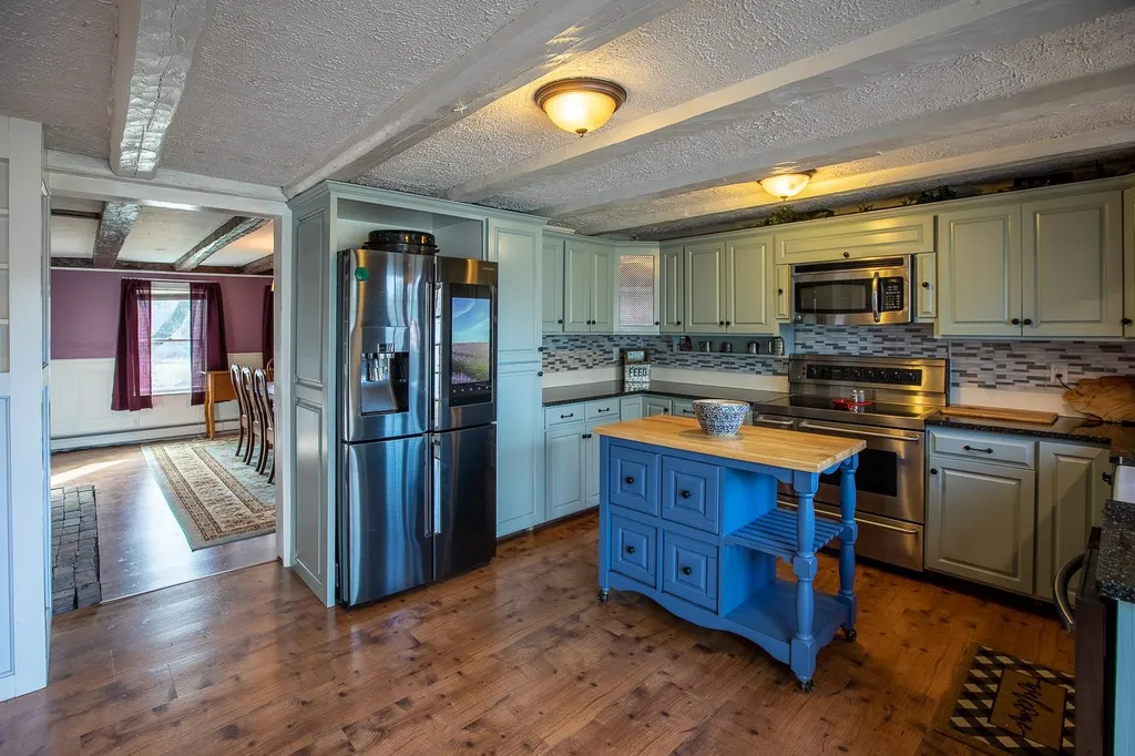 177 North Road Deerfield NH 03037