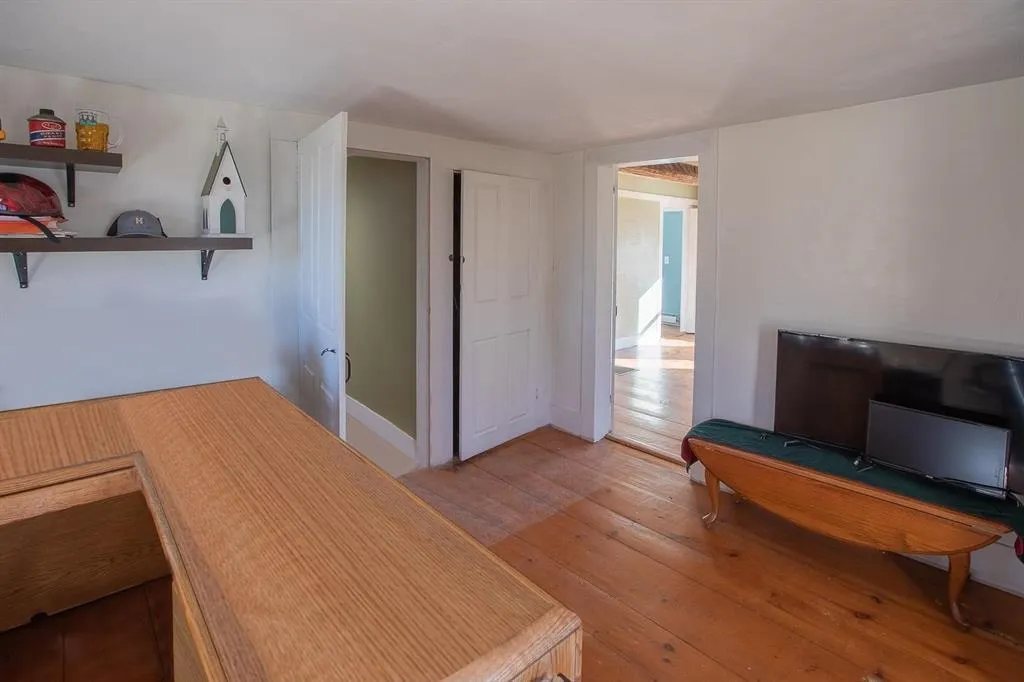 177 North Road Deerfield NH 03037