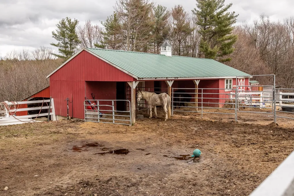 177 North Road Deerfield NH 03037