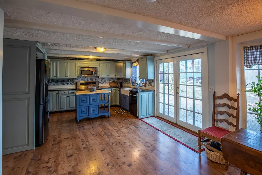 177 North Road Deerfield NH 03037