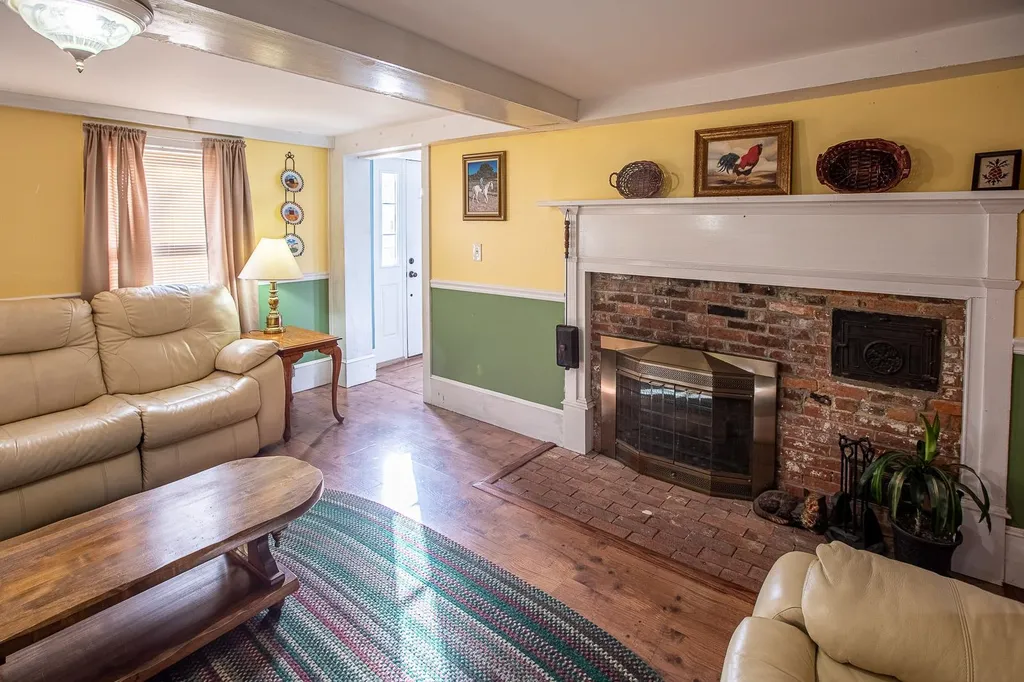 177 North Road Deerfield NH 03037