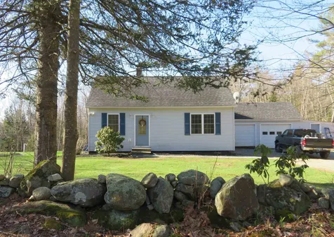 8 Perry Road Rindge NH 03461
