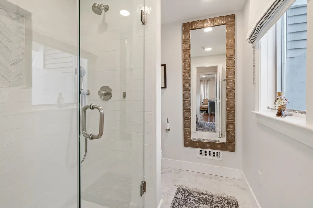 41 Prides Point Way Laconia NH 03246