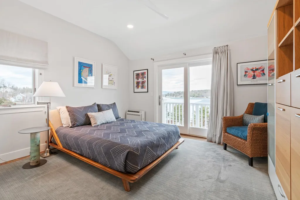 41 Prides Point Way Laconia NH 03246
