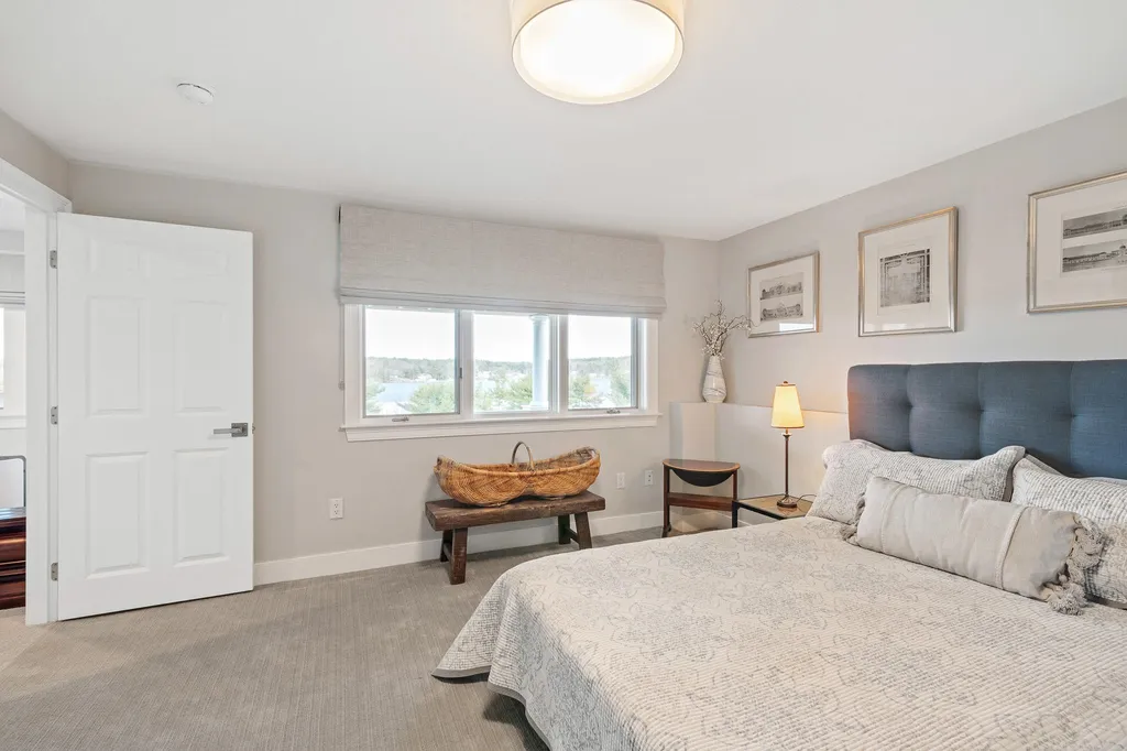 41 Prides Point Way Laconia NH 03246