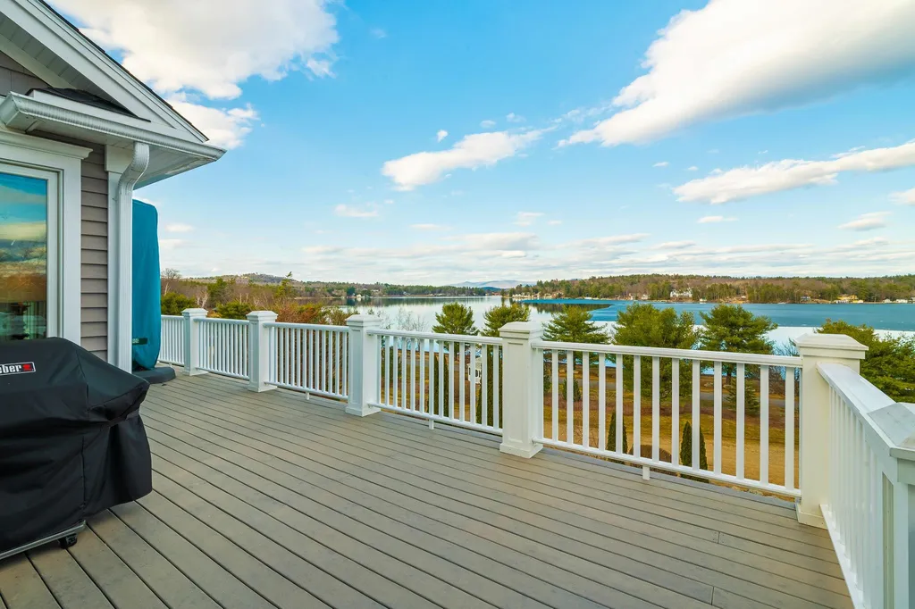 41 Prides Point Way Laconia NH 03246