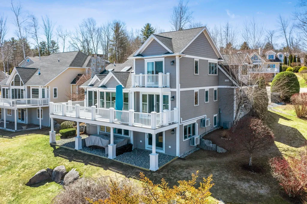 41 Prides Point Way Laconia NH 03246