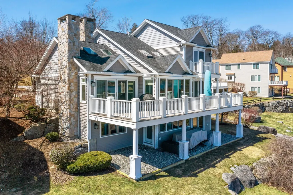 41 Prides Point Way Laconia NH 03246