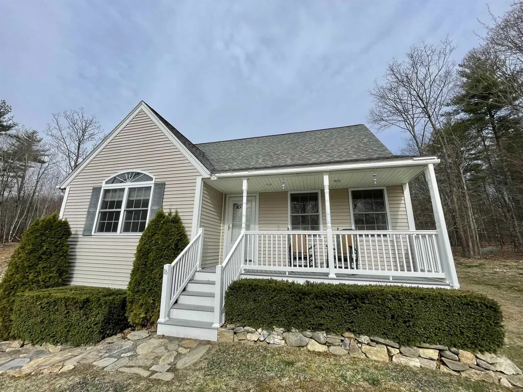 16 Twombly Drive Northwood NH 03261