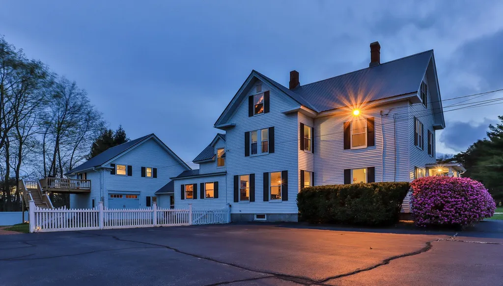 210 Pembroke Street Pembroke NH 03275