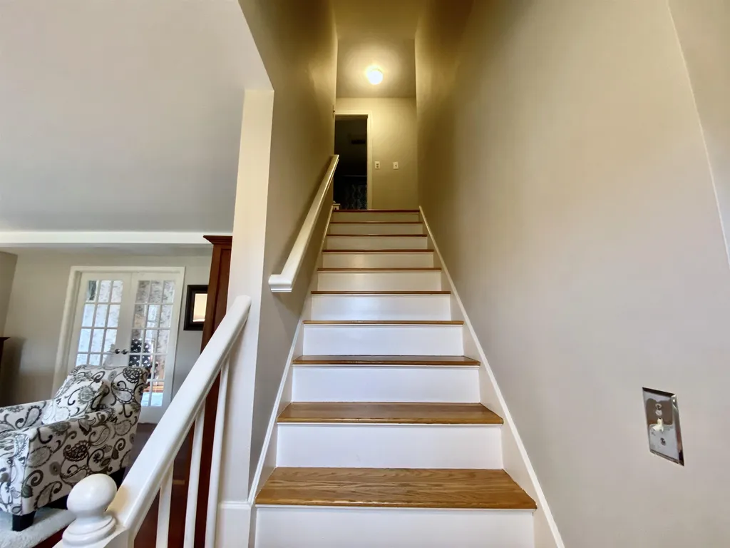 49 Heritage Drive Rollinsford NH 03869