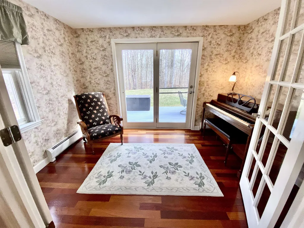 49 Heritage Drive Rollinsford NH 03869