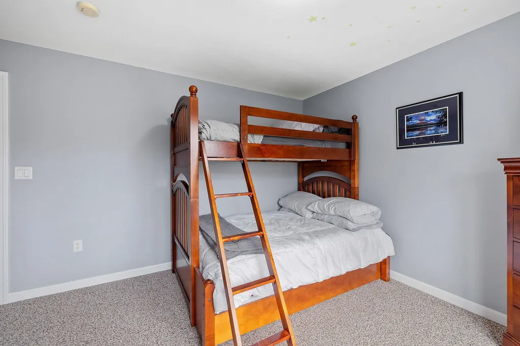 132 Woodland Loop Lincoln NH 03251