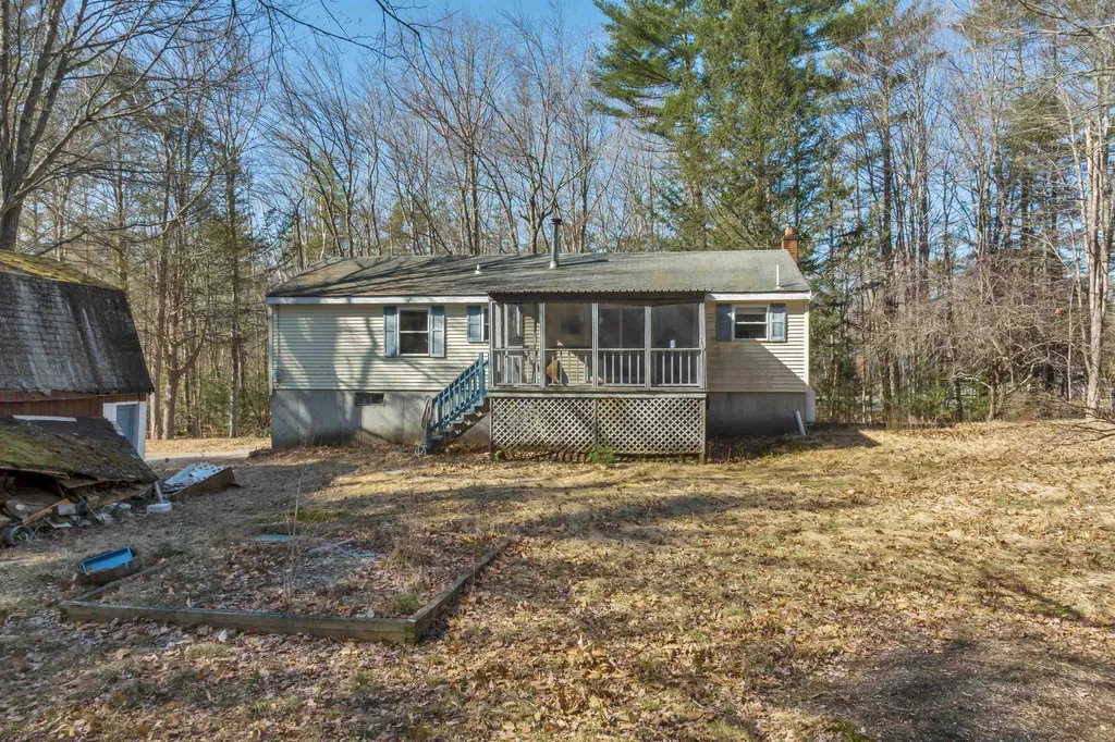 65 Sampson Road Rochester NH 03867