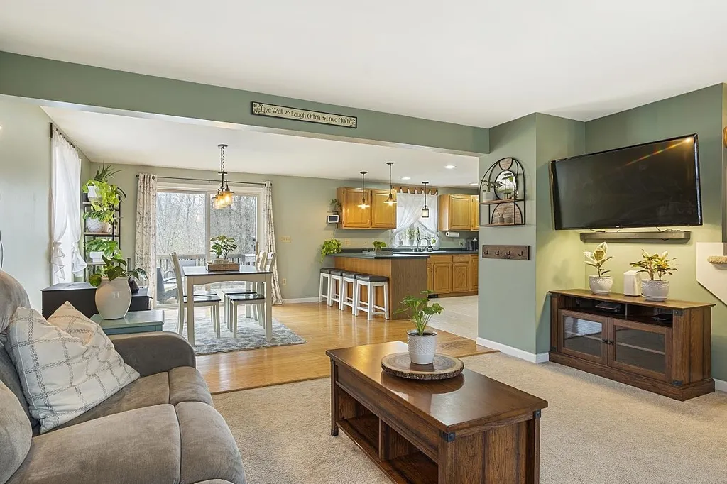 11 Rouleau Drive Somersworth NH 03878
