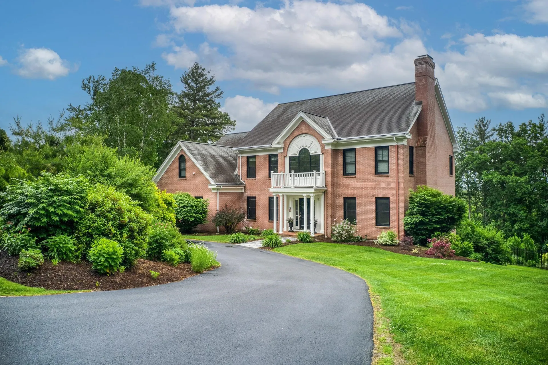 44 Olde English Road Bedford NH 03110