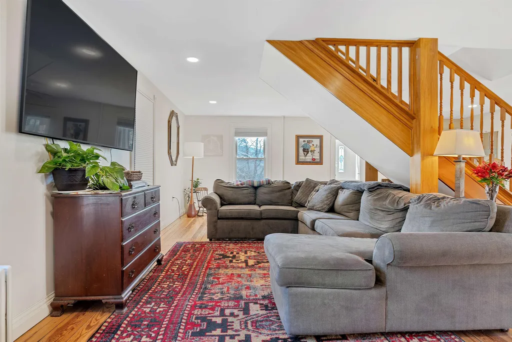 90 Gifford Road Hartford VT 05001