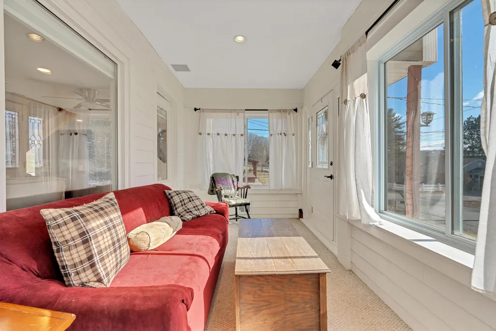 90 Gifford Road Hartford VT 05001