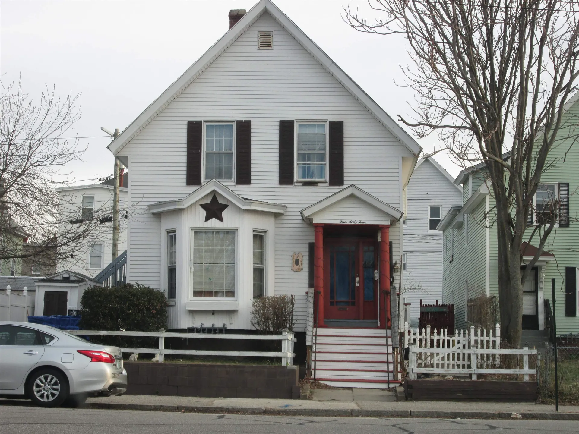 464 Auburn Street Manchester NH 03103