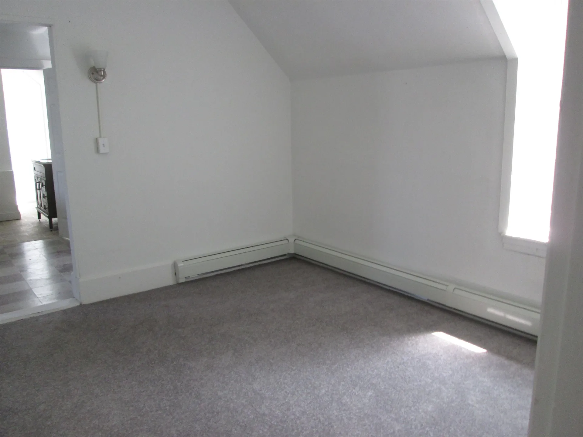 464 Auburn Street Manchester NH 03103