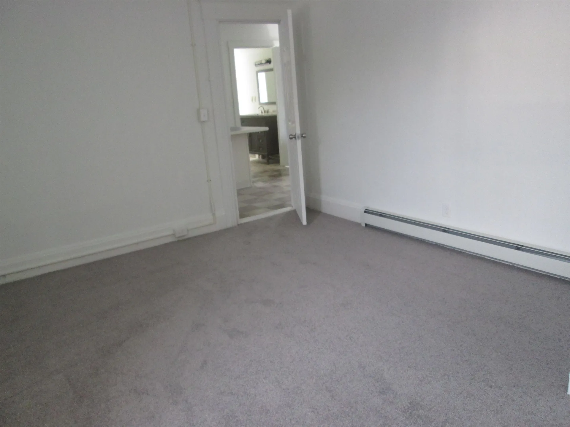 464 Auburn Street Manchester NH 03103