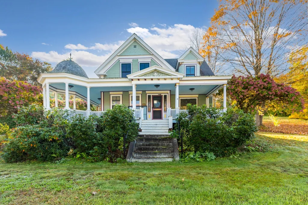 59 Brattle Street South Berwick ME 03908