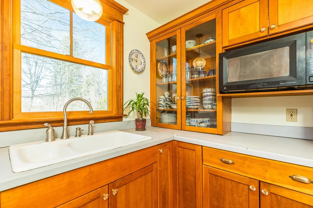 59 Brattle Street South Berwick ME 03908