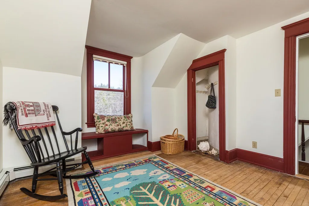 59 Brattle Street South Berwick ME 03908