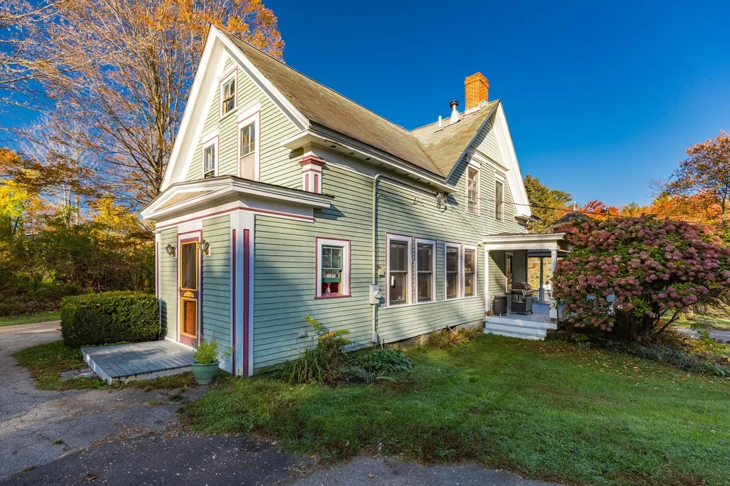 59 Brattle Street South Berwick ME 03908