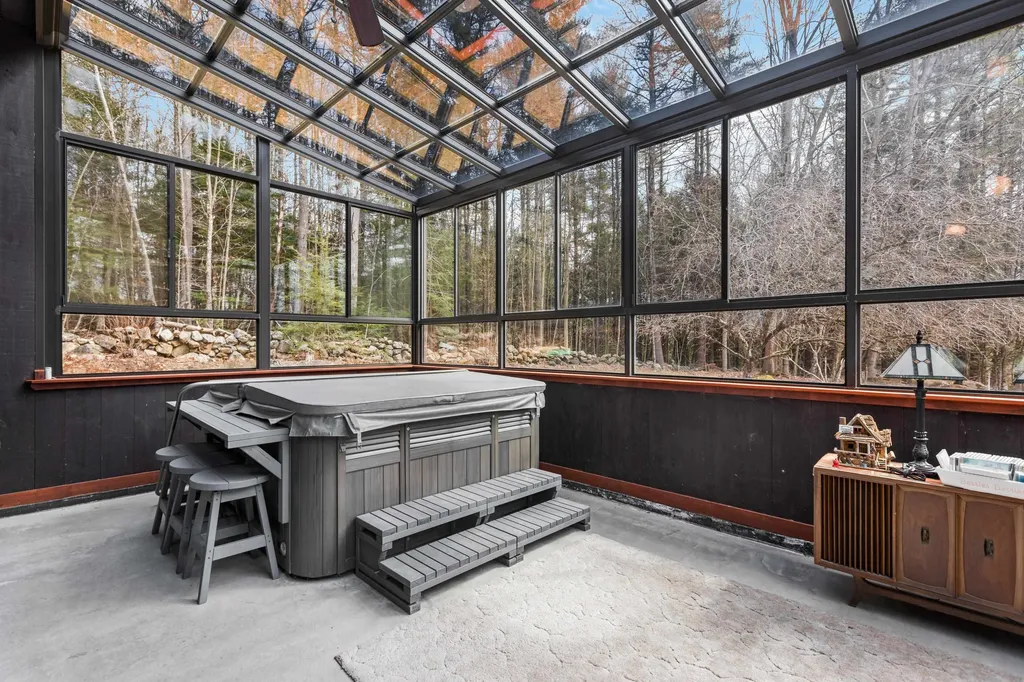 339 Squantum Road Jaffrey NH 03452