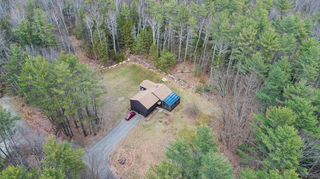 339 Squantum Road Jaffrey NH 03452