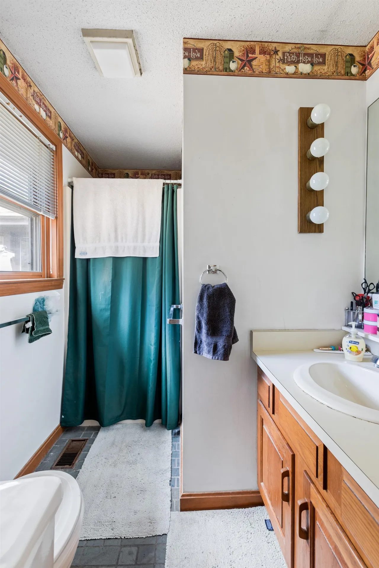 339 Squantum Road Jaffrey NH 03452