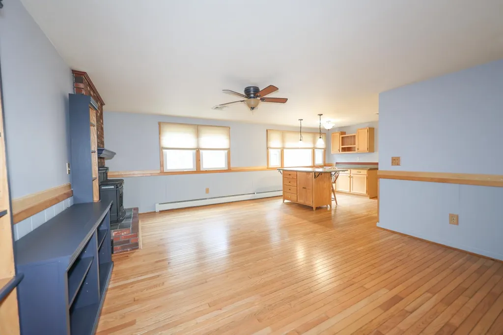 35 Tokanel Drive Londonderry NH 03053