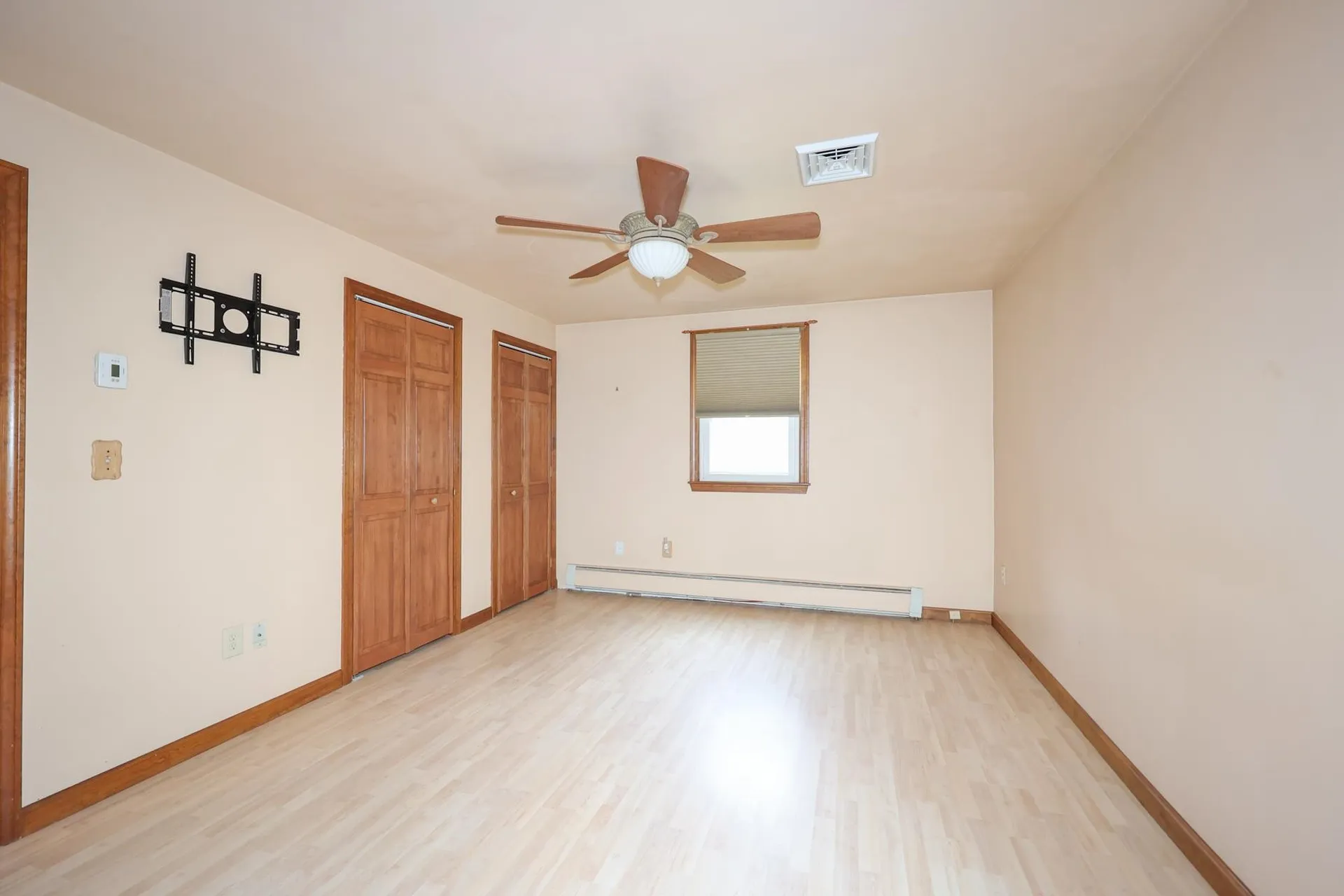 35 Tokanel Drive Londonderry NH 03053