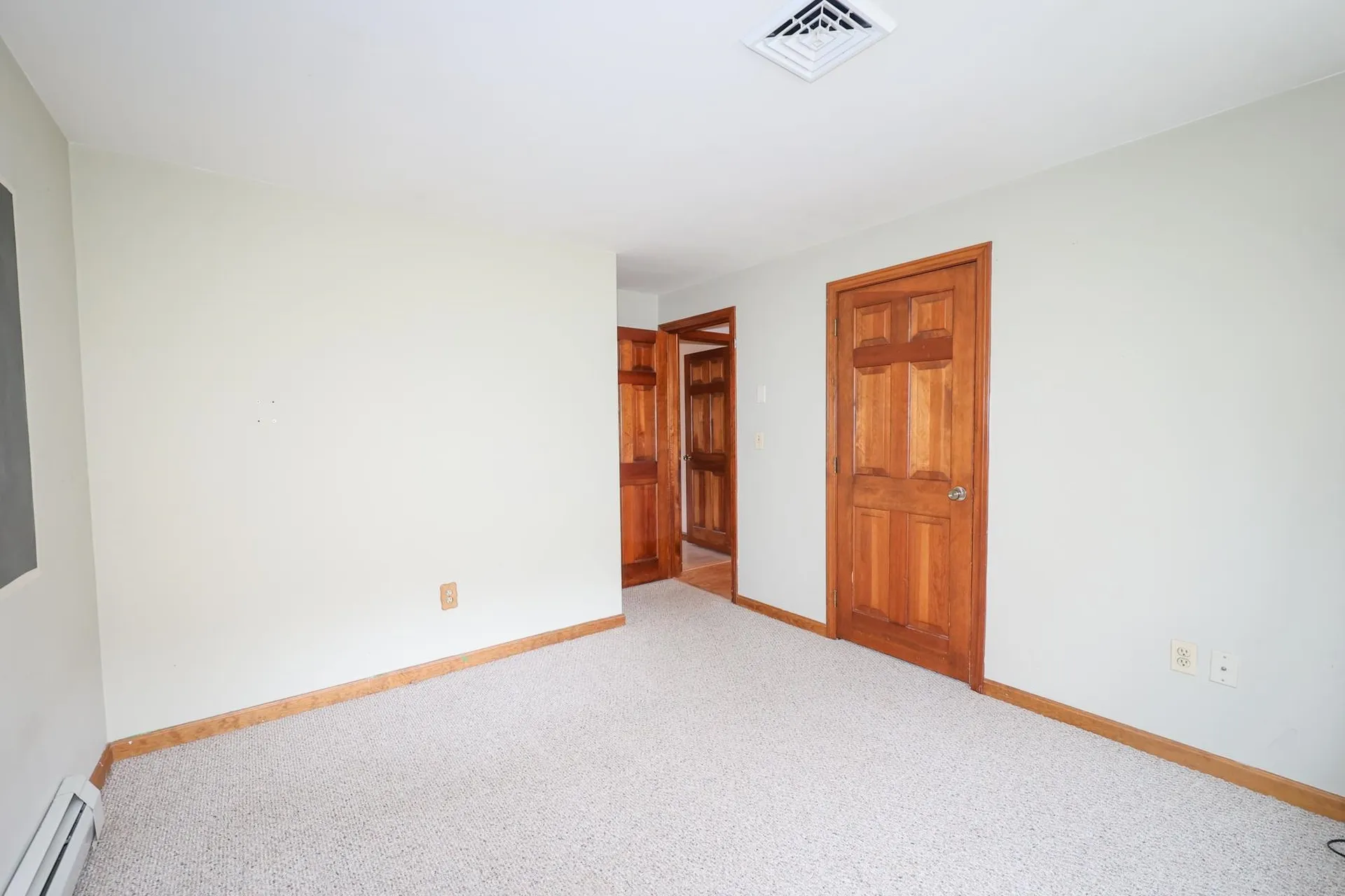35 Tokanel Drive Londonderry NH 03053