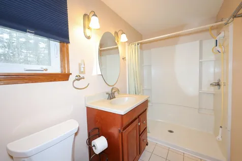 35 Tokanel Drive Londonderry NH 03053