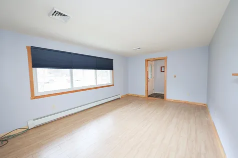 35 Tokanel Drive Londonderry NH 03053