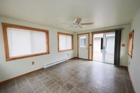 35 Tokanel Drive Londonderry NH 03053