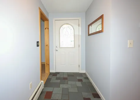 35 Tokanel Drive Londonderry NH 03053