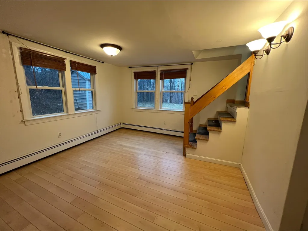 8 Daisy Hill Road Lebanon NH 03766