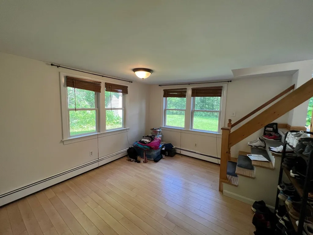 8 Daisy Hill Road Lebanon NH 03766
