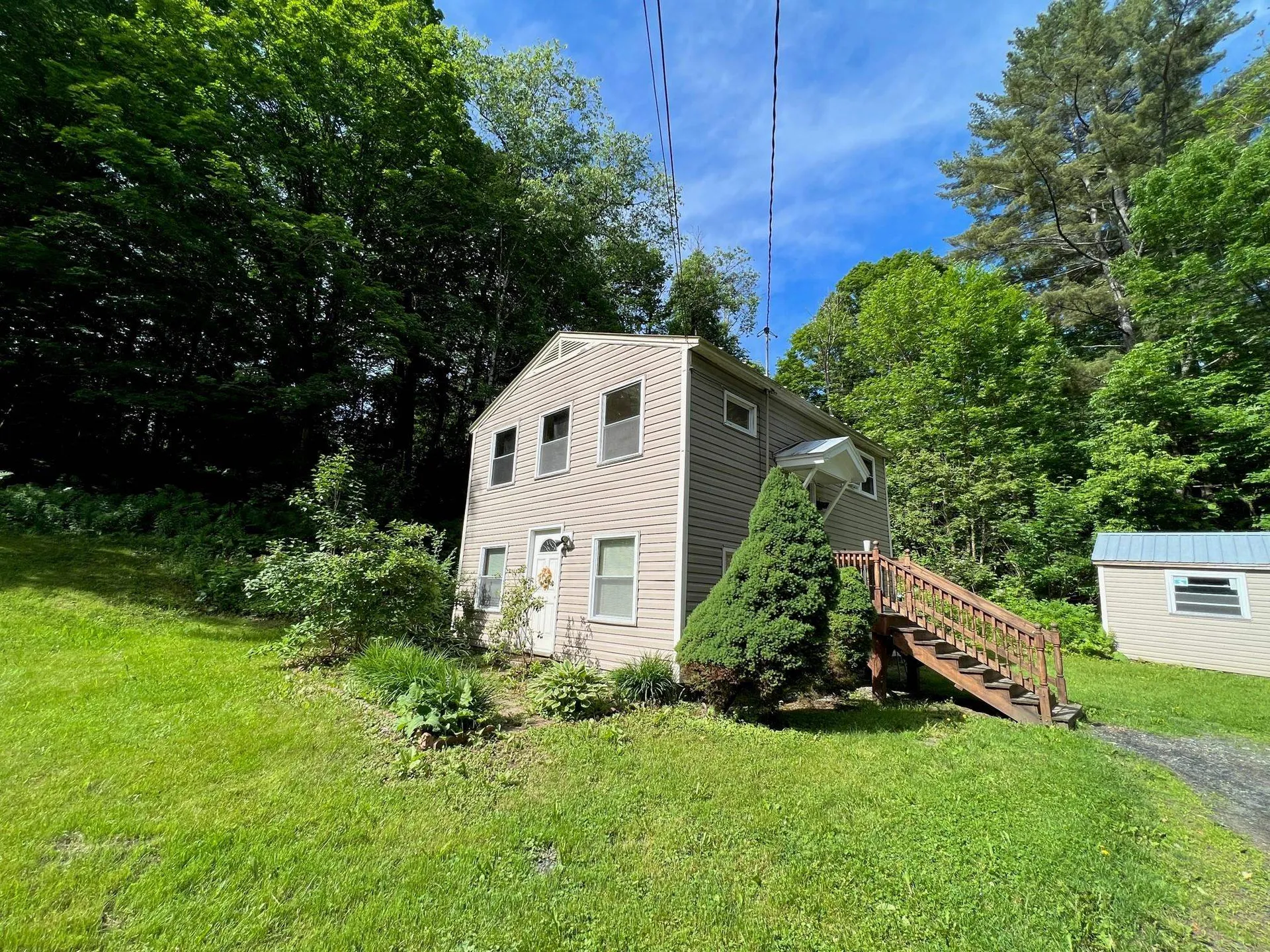 8 Daisy Hill Road Lebanon NH 03766