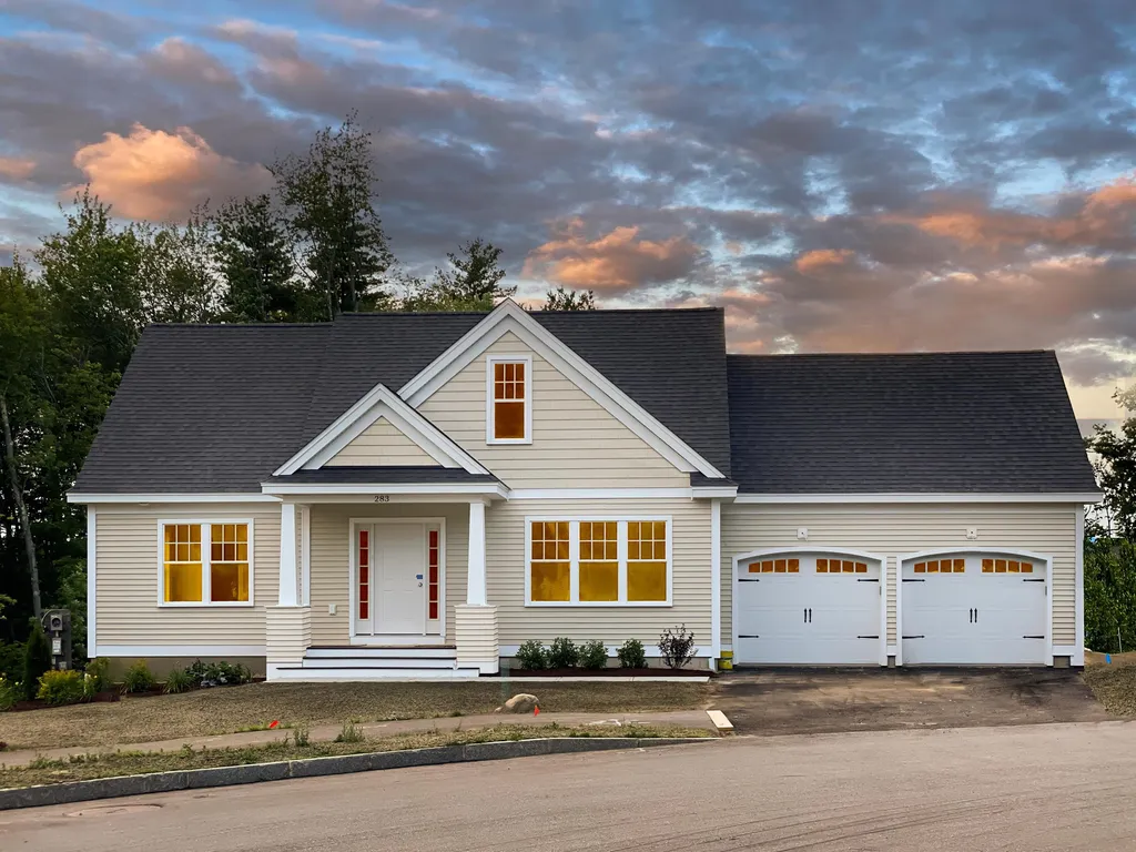 283 Scenic Drive Manchester NH 03104