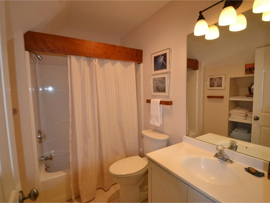 105 Covington Lane Shelburne VT 05482