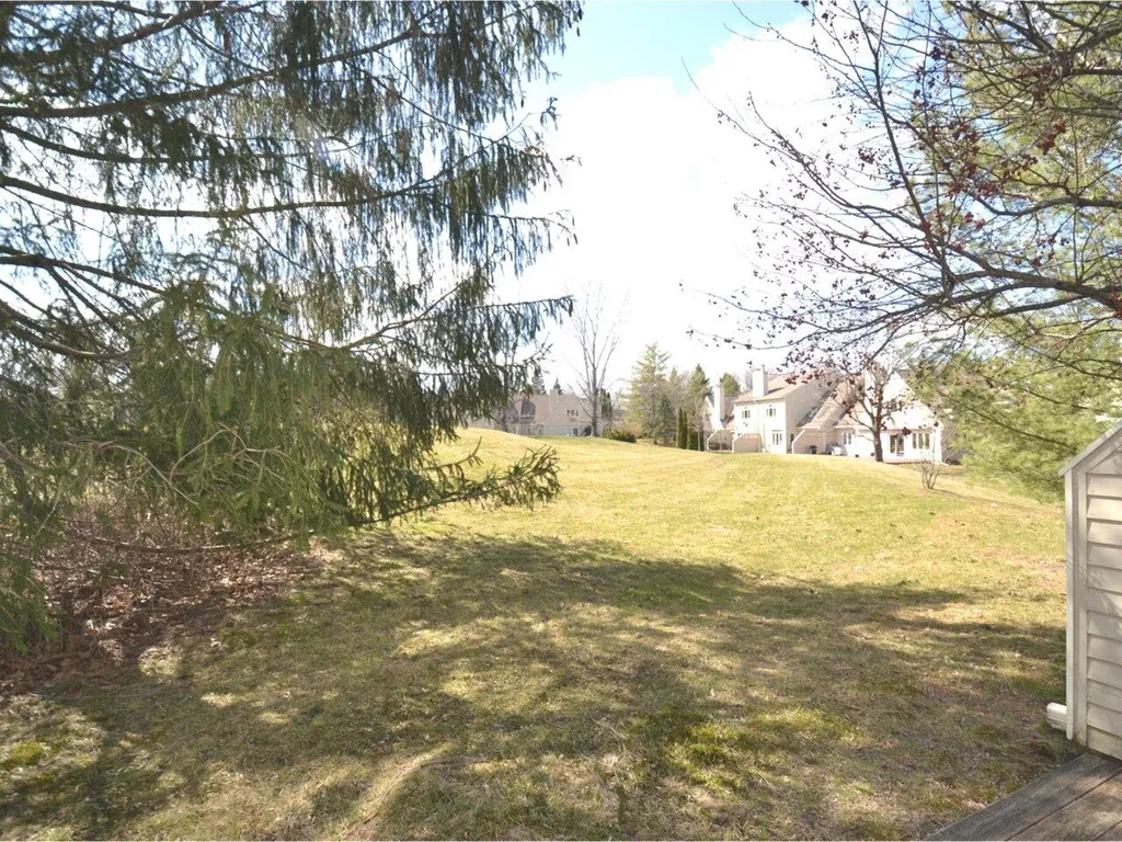105 Covington Lane Shelburne VT 05482