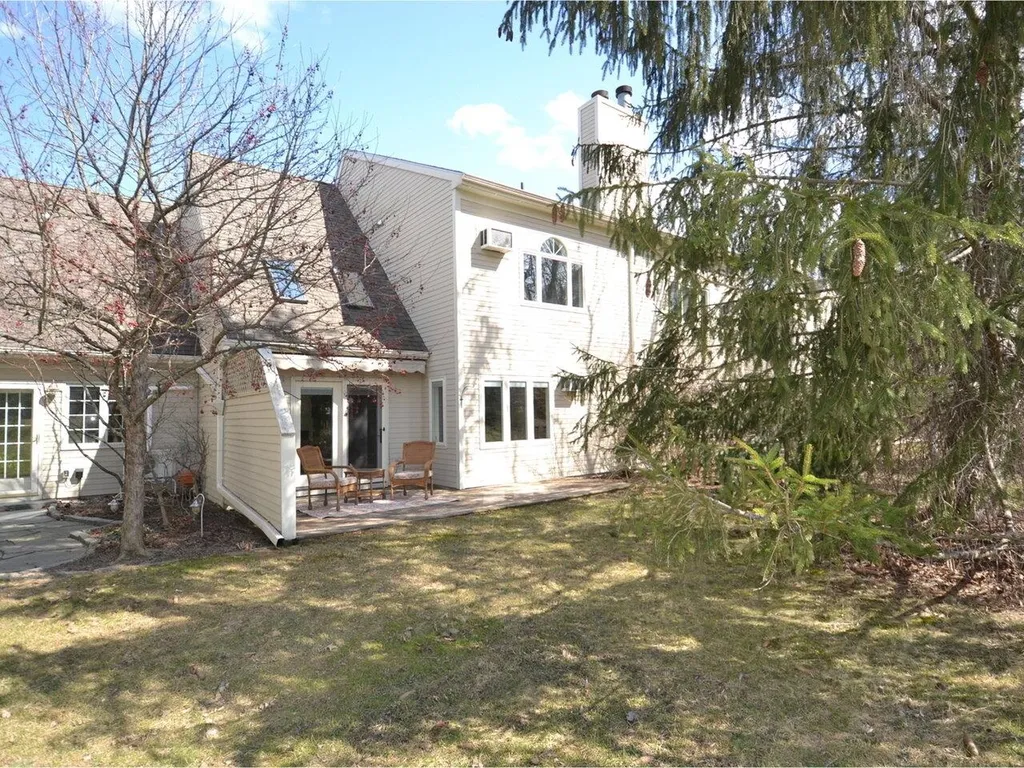 105 Covington Lane Shelburne VT 05482